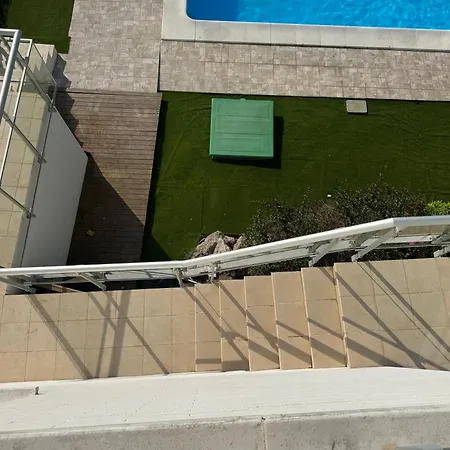 Holidaysitges סיטגס